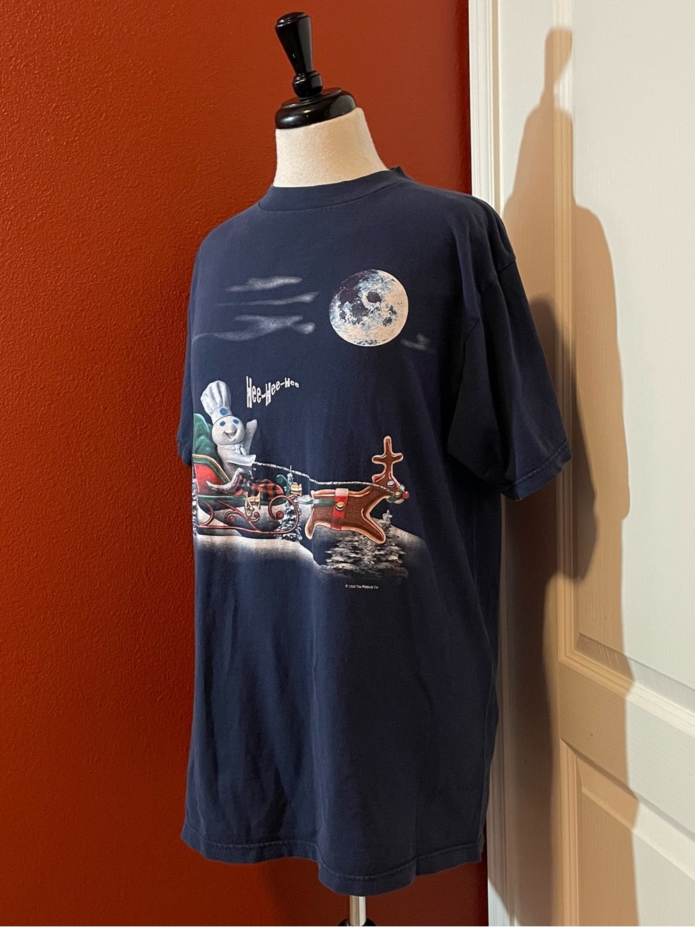 Vintage Pillsbury Doughboy Men’s 1996 Navy Holiday Sleigh Riding USA Tee Shirt